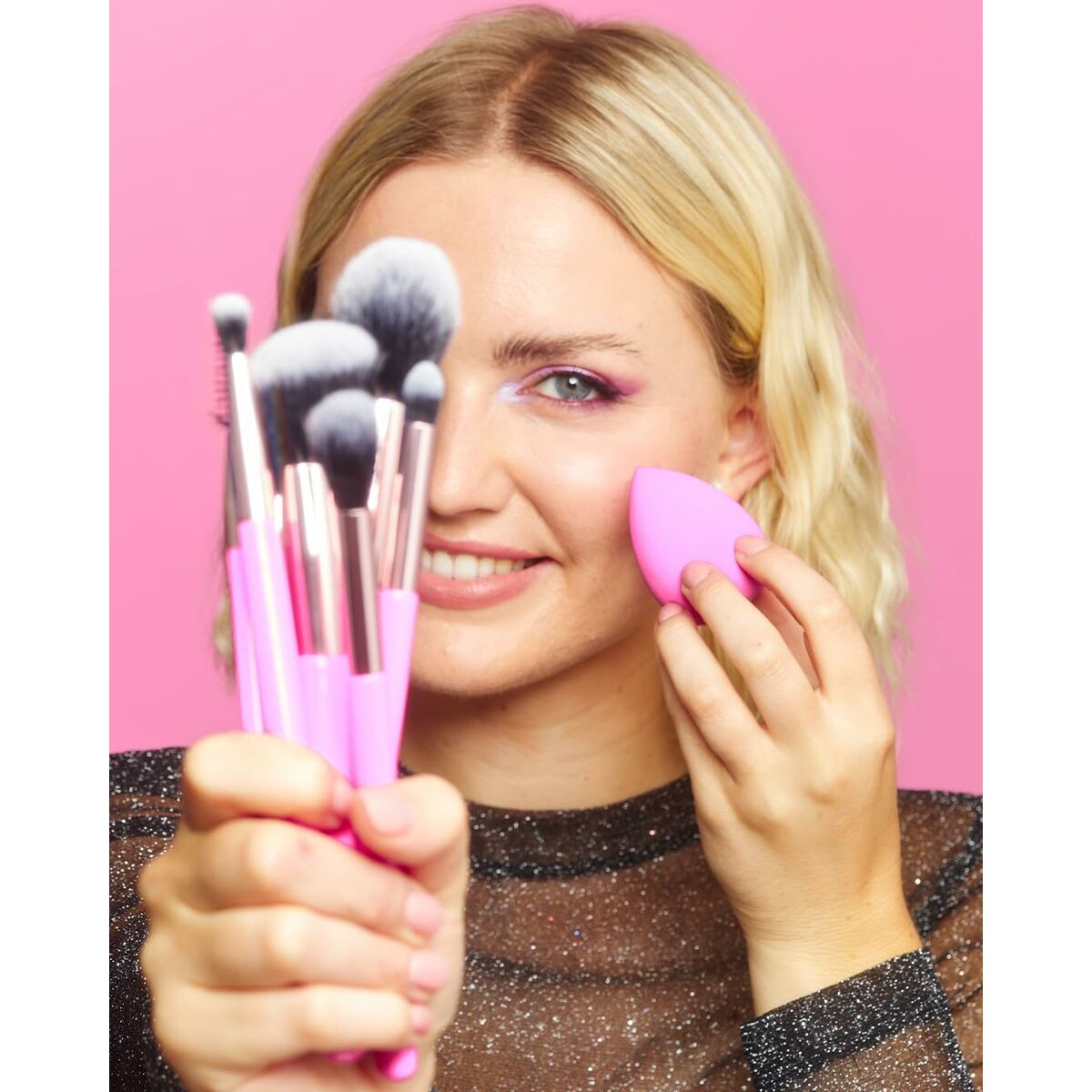 Revolution Make Up The Brush Edit Pink 8-teiliges Make-up-Pinselset