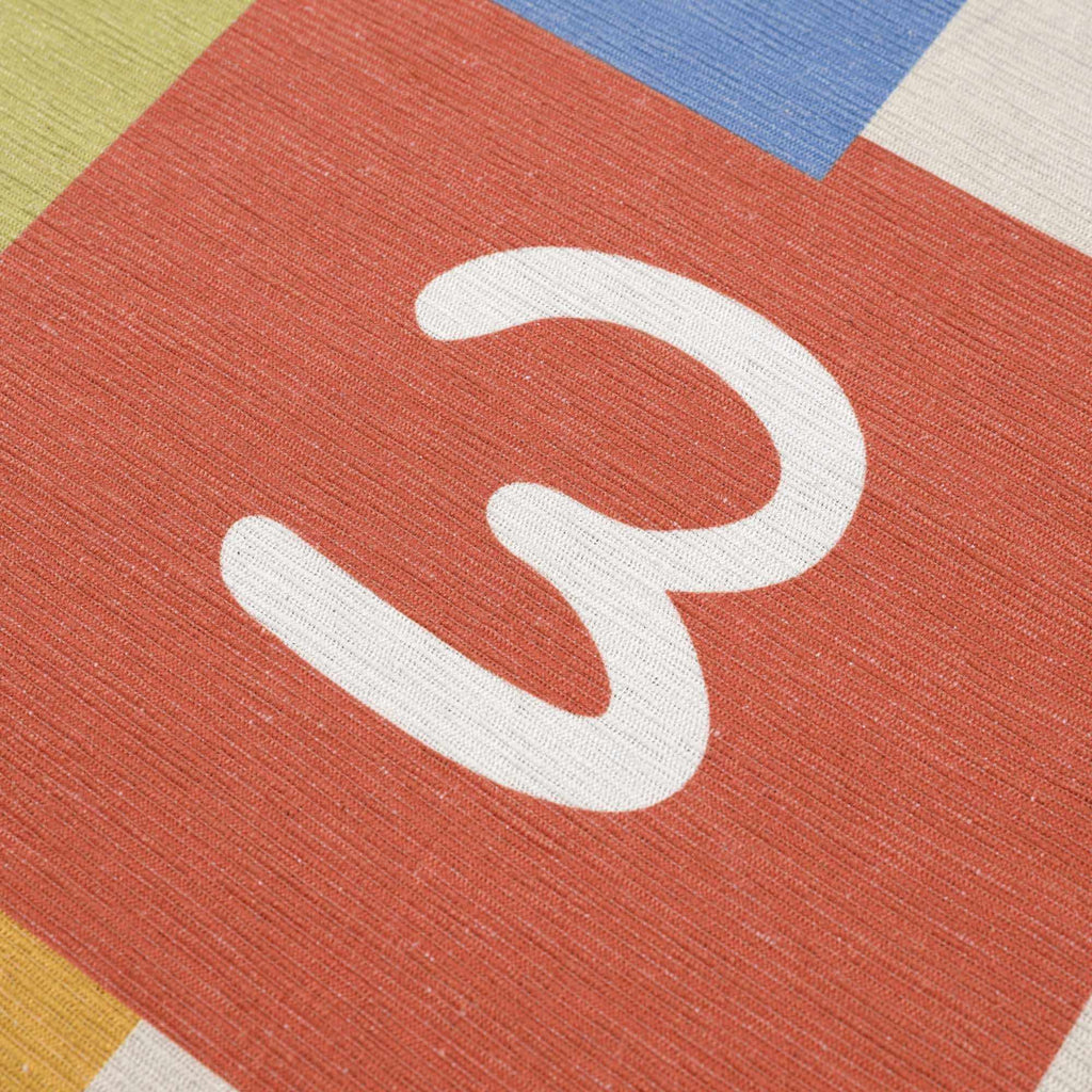 Alfombra lavable para niños con diseño de rayuela colorida