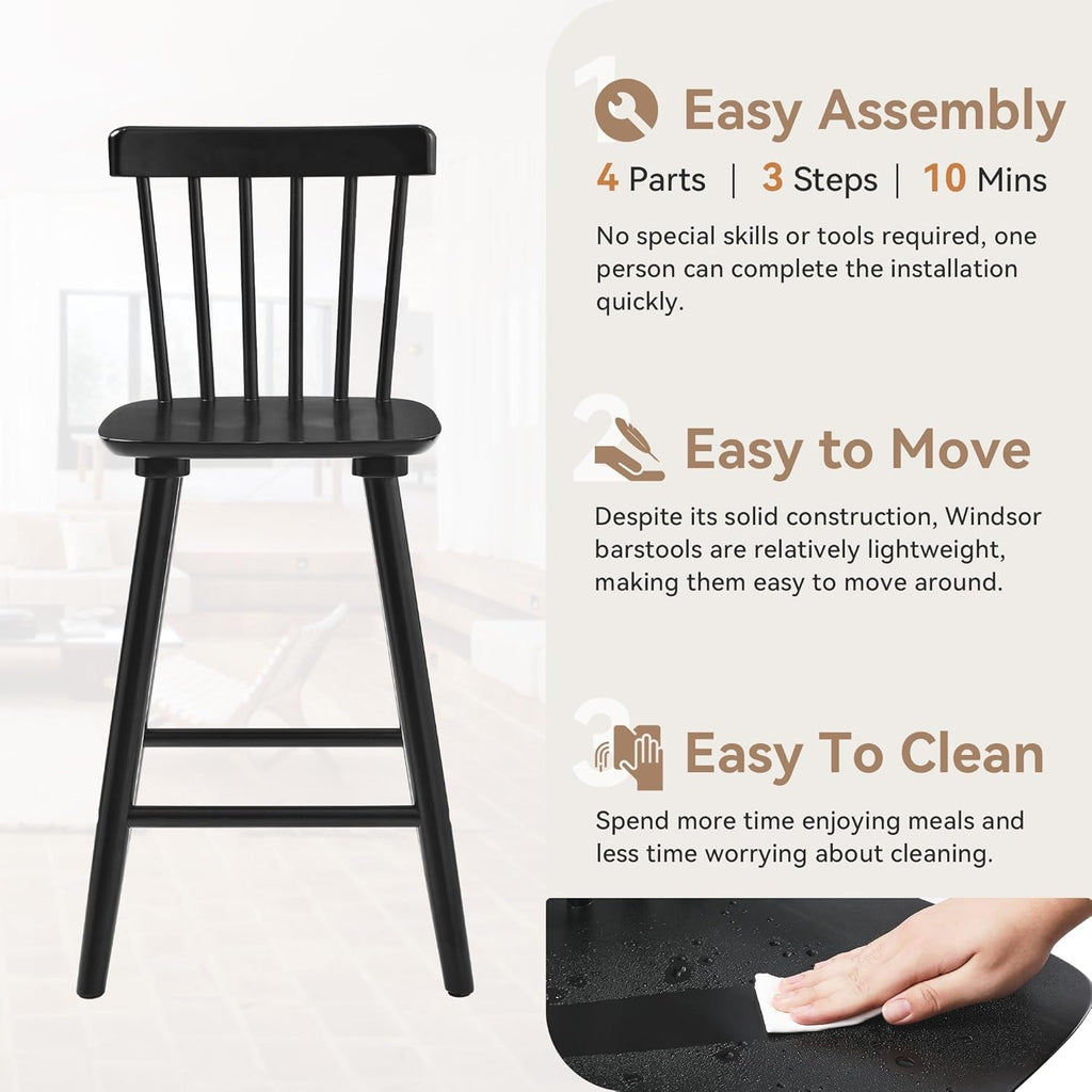 Juego de cuatro taburetes de bar clásicos de madera para cocina